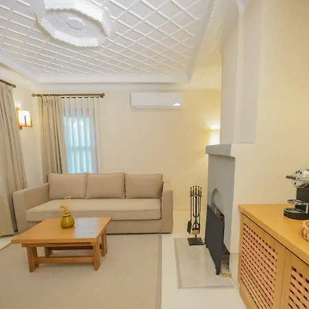 فندق Nuup مرمريس