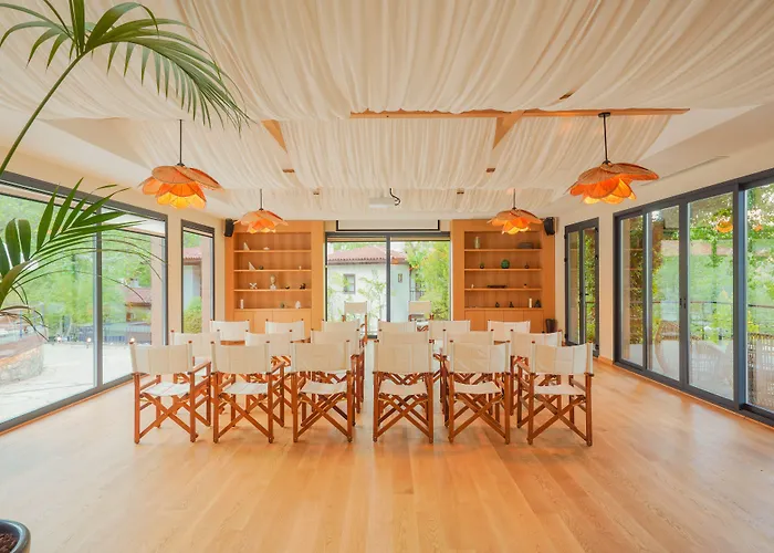 Nuup Ξενοδοχείο *